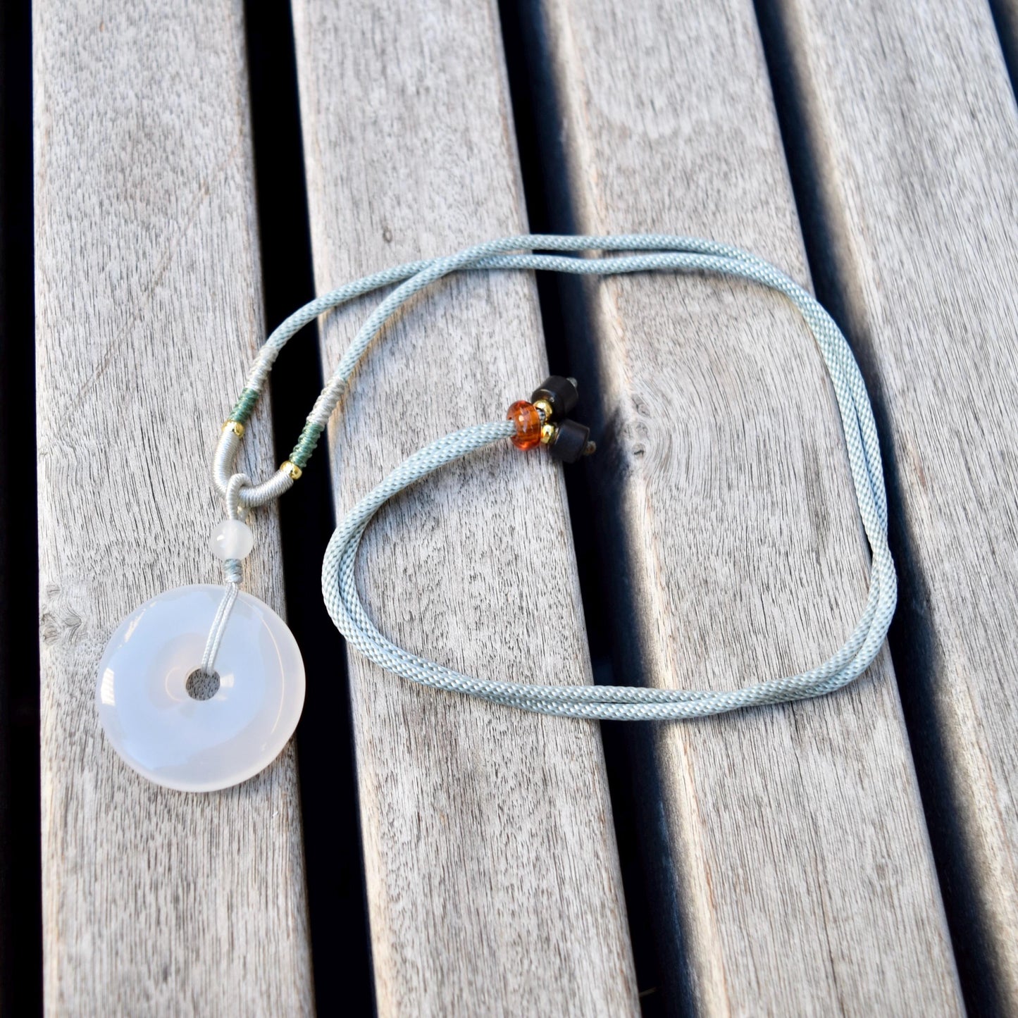 White Agate Peace Buckle Donut Necklace - 平安扣
